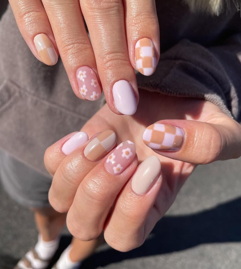 30 Fall Transition Nails That Bridge Summer and Autumn